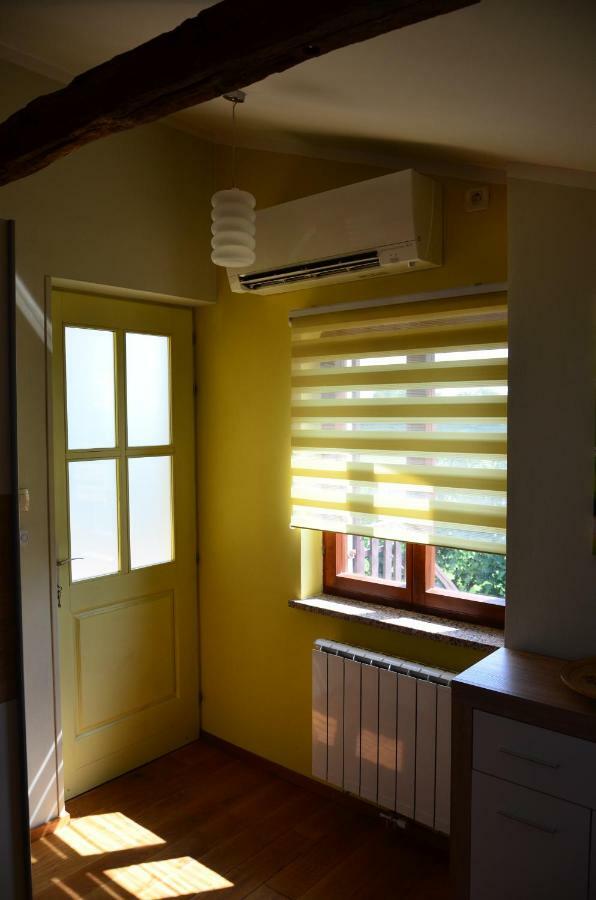 Apartma Louis Dutovlje ภายนอก รูปภาพ